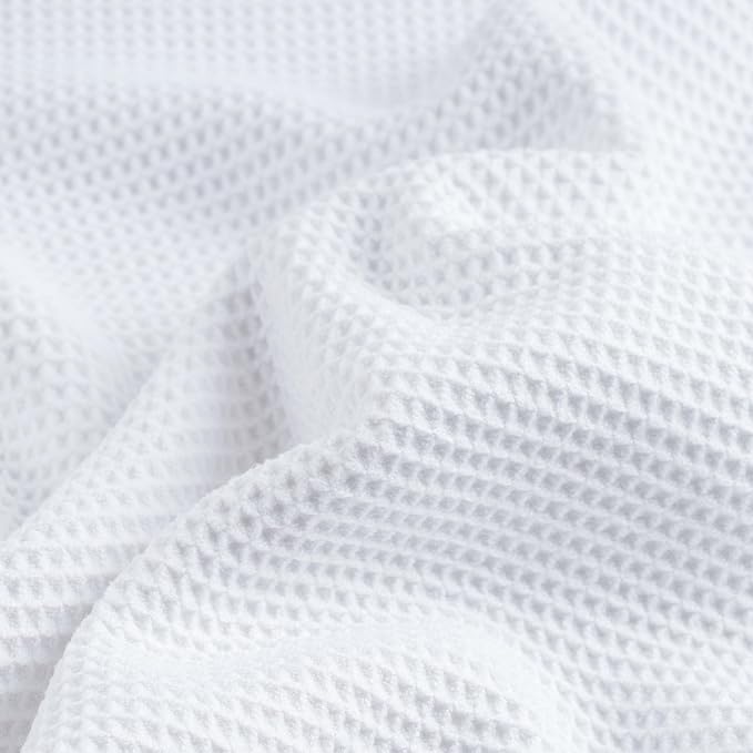 POLYTE 380 GSM Microfiber Oversize Quick Dry Lint Free Waffle Bath Towel for Body, 60 x 30 in, Set of 2