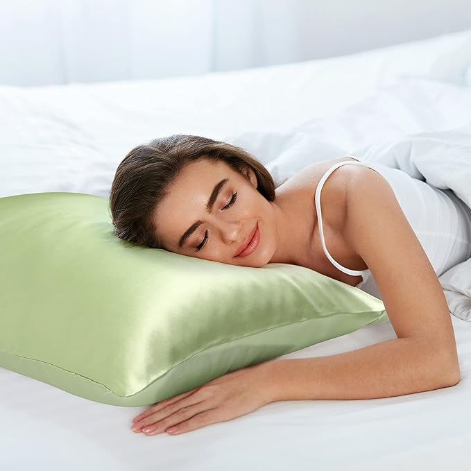uxcell 1 Pack 100% Charmeuse Pure Silk Pillowcase for Hair and Skin, 350TC 19 Momme Soft Breathable Pillow Case with Hidden Zipper, Fruit Green Standard(20x26inch)