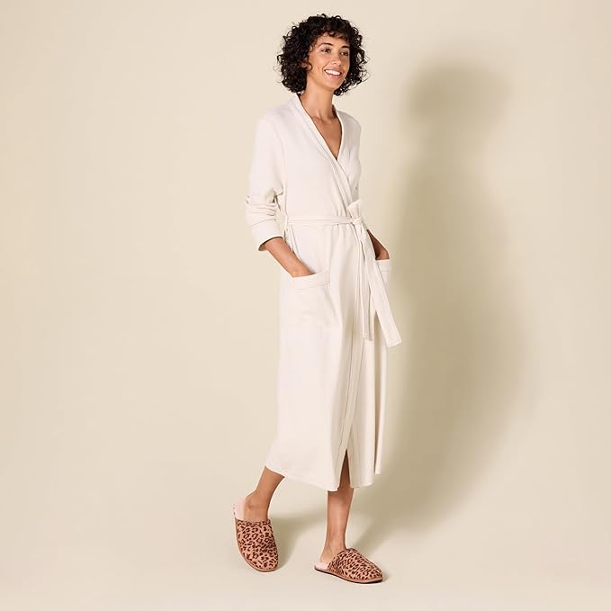 Amazon Essentials Women's Lightweight Waffle Full-Length Bath Robe with Pockets (Available in Plus Size)