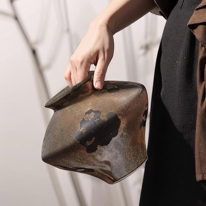 Rustic Wabi Sabi Rusty Vintage Vase - 6.7'' Wabi Sabi Decorative Farmhouse Pottery Flower Vase, Brown Ceramic Vases for Home Decor, Table, Centerpiece, Shelf, Entryway, Living Room, Bedroom, Bathroom