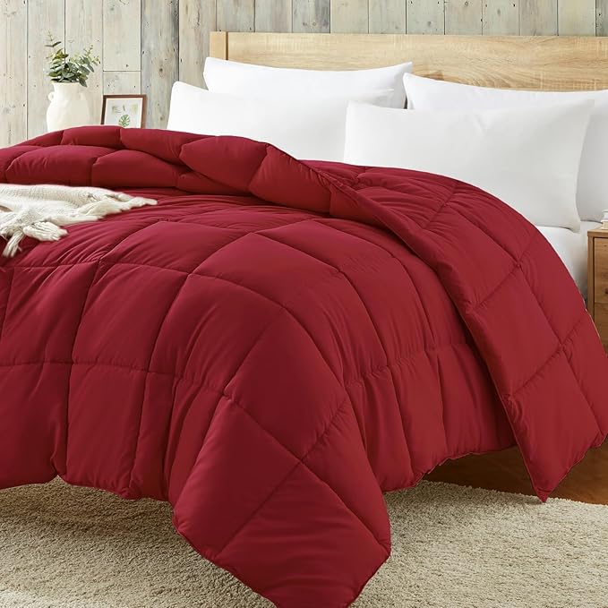 Homelike Moment Comforters Queen Size - Red Duvet Insert Down Alternative Bed Queen Comforter, Lightweight Bedding Comforters Full Size Quilted Soft All Season Solid Red