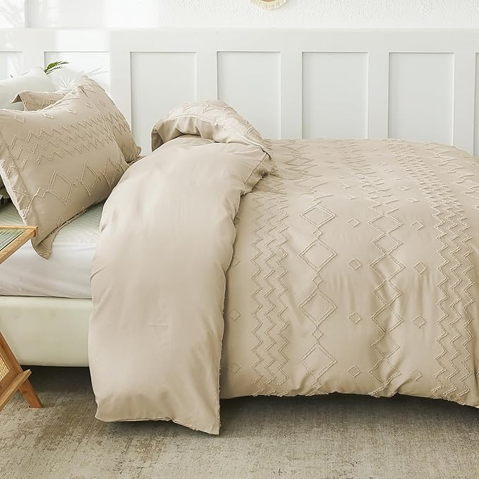EMME Boho Duvet Cover Queen Size Beige - 3 Pieces Soft & Breathable Tufted Boho Shabby Chic Embroidery Bedding for All Seasons, 1 Duvet Cover with 2 Pillow Shams & Zipper Closure (Beige, Queen)