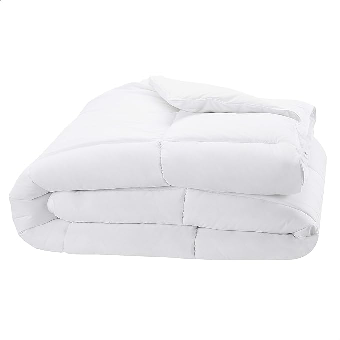 Amazon Basics White Down Alternative Comforter and Duvet Insert with Corner Tabs, Machine Washable, Full/Queen, Light