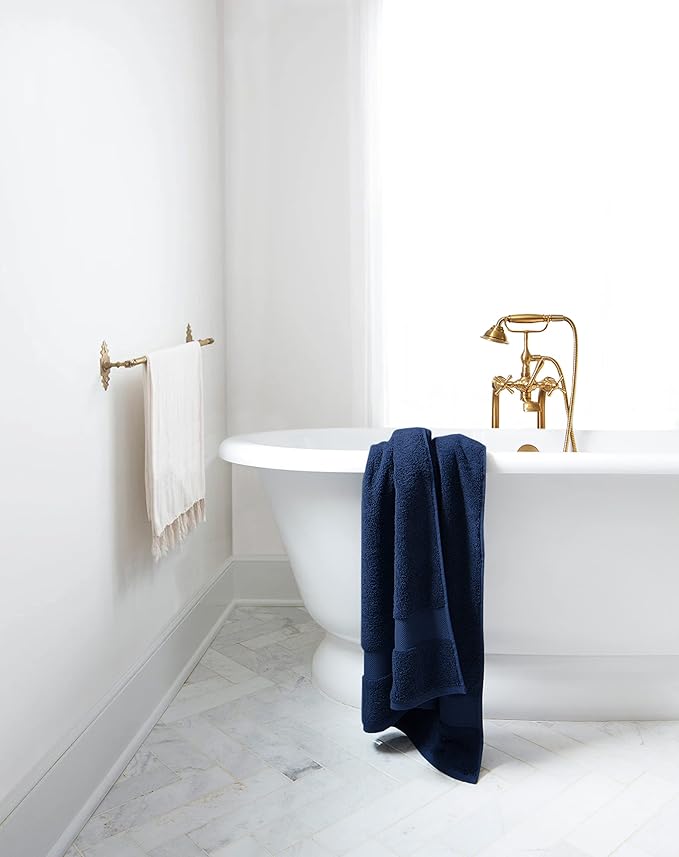 Organic Cotton Luxuriously Plush Bath Towel | GOTS & OEKO-TEX Certified | Premium Hotel Quality Towels | Feather Touch Technology | 650 GSM Long Staple|Soft, Quick Dry & Ultra-Absorbent 30"x58"