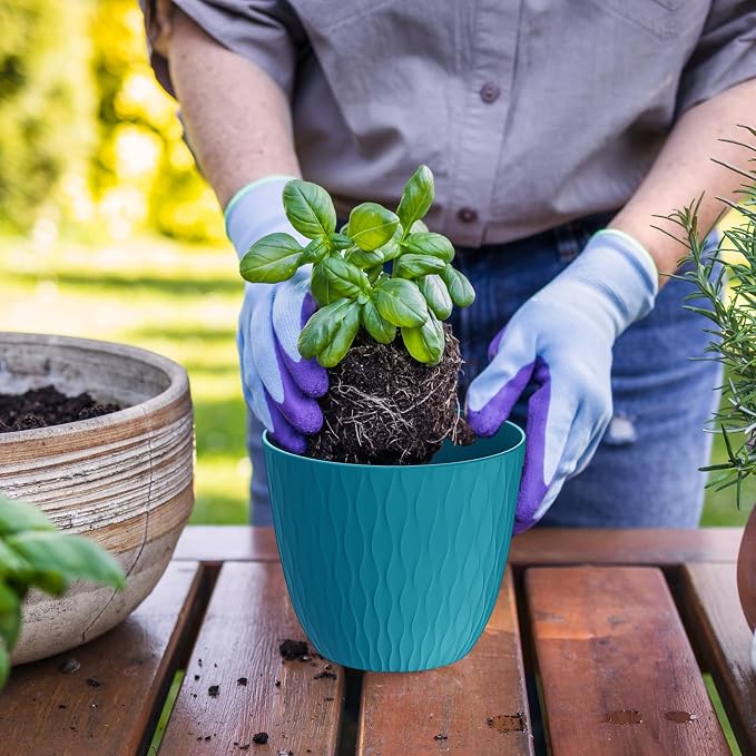 WSMKSZ 7 inch Flower Pots, 5 Pack Plant Pots with Drainage Holes and Saucers for Indoor Plants, Plastic Planters with Water Ripple for Small Garden House Plants, Nursery Pots for Succulent, Blue Green