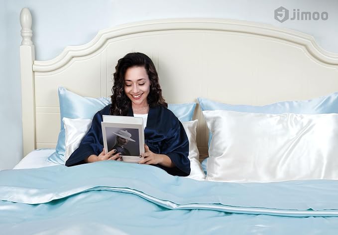 100% Mulberry Silk Pillowcase for Hair and Skin, 22 Momme Pure Natural Silk Pillow Case Both Sided with Zipper, Pillow Cover for Women Mom Men (Light Blue, Queen 20''×30'', 1 Pack)