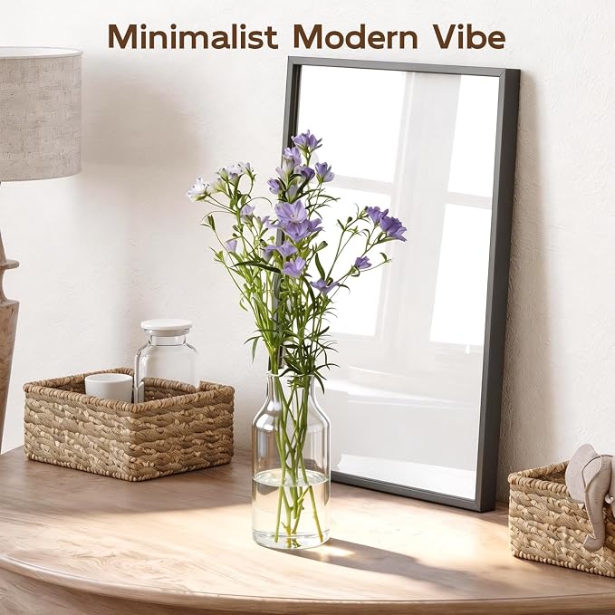 Clear Glass Vase, Small Glass Flower Vase, 7.6 inch Mini Vase for Home, Wedding, Living Room, Dining Table
