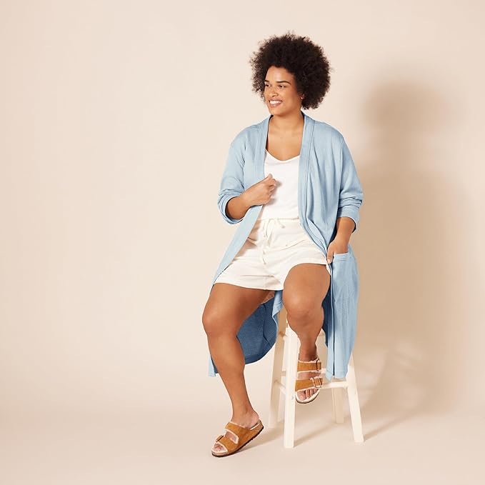 Amazon Essentials Women's Lightweight Waffle Full-Length Bath Robe with Pockets (Available in Plus Size)