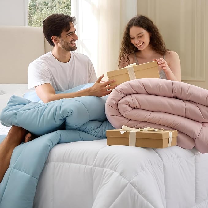 Bedsure Comforter Duvet Insert - Quilted Comforters Super King Size, All Season Duvet, GentleSoft Down Alternative Bedding Blanket, with 8 Tabs, Gifts for Women/Men, White, Super King 120x120 Inches