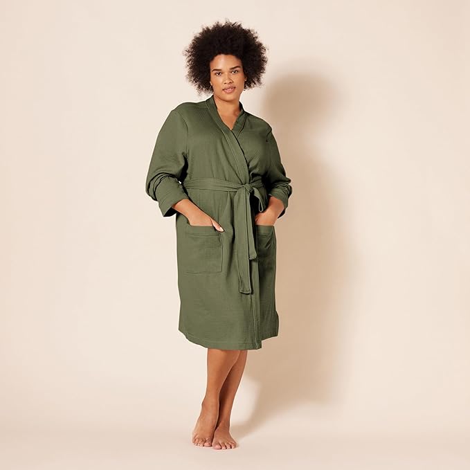 Amazon Essentials Women's Lightweight Waffle Full-Length Bath Robe with Pockets (Available in Plus Size)