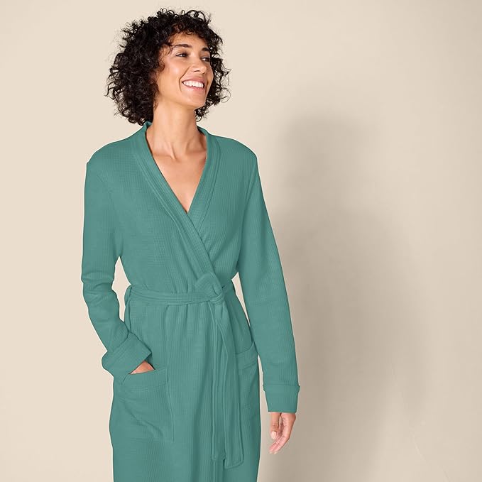 Amazon Essentials Women's Lightweight Waffle Full-Length Bath Robe with Pockets (Available in Plus Size)