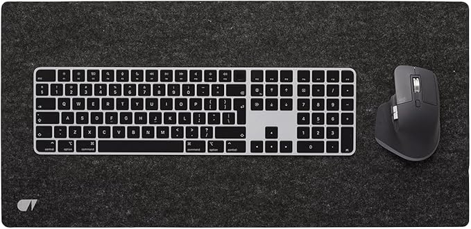Oakywood Craft 100% Merino Wool Felt & Cork Desk mat – Sustainable, Handmade Wool Felt Desk pad with Cork Base for Comfort and Stability – 100% Merino Wool & Cork – Anthracite 62x30cm (24.41x11,8 in)