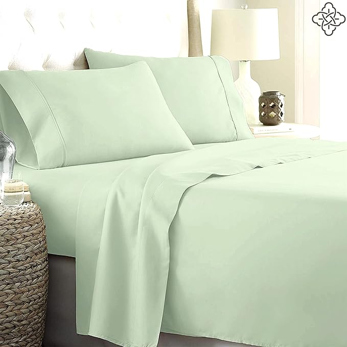 BIOWEAVES 100% Organic Cotton Sheets, 300 Thread Count 4-Piece GOTS Certified Bed Sheet Set Fits Mattress Upto 17" Deep Pocket, Soft & Silky Sateen Weave (King, Pastel Green)