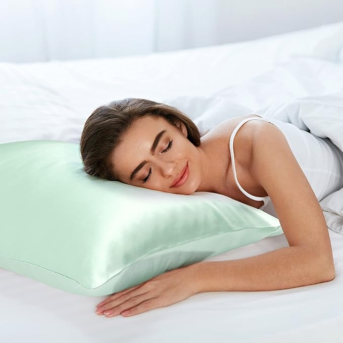 uxcell 1 Pack 100% Charmeuse Pure Silk Pillowcase for Hair and Skin, 350TC 19 Momme Soft Breathable Pillow Case with Hidden Zipper, Light Green Standard(20x26inch)