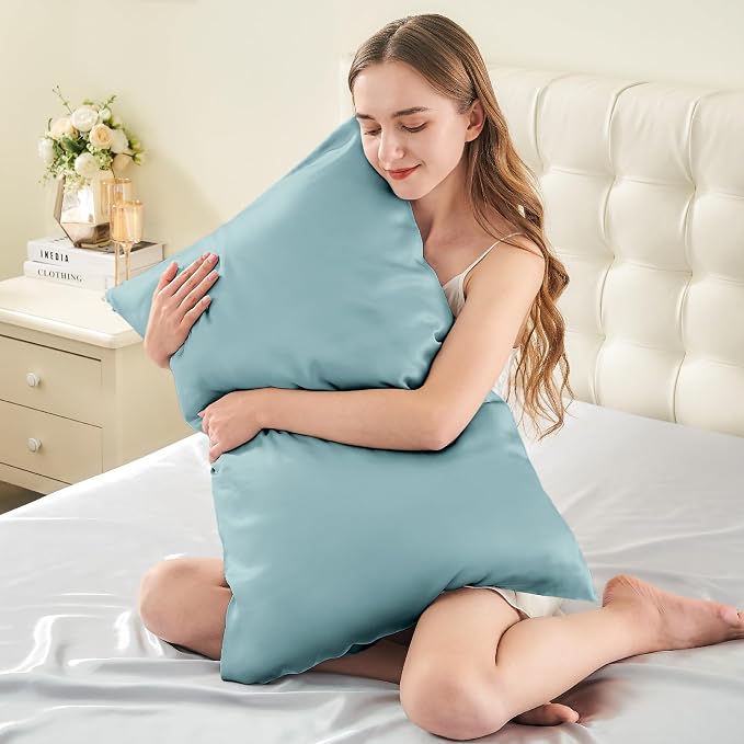 INFIIXSO Mulberry Silk Pillowcase for Hair and Skin, Silk Pillow Cases Standard Size with Hidden Zipper 20x26 Inches, Super Smooth and Soft Cooling Pillow Cases for Hot Sleepers(Haze Blue, 1 Pack)
