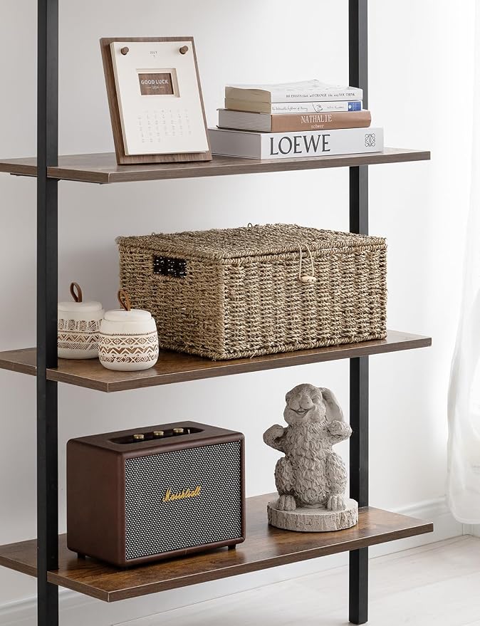 StorageWorks Seagrass Wicker Baskets for Organizing, Medium Wicker Basket with Lid, Decorative Basket with Built-in Handles, Towel Storage for Shelf, 1 Pack
