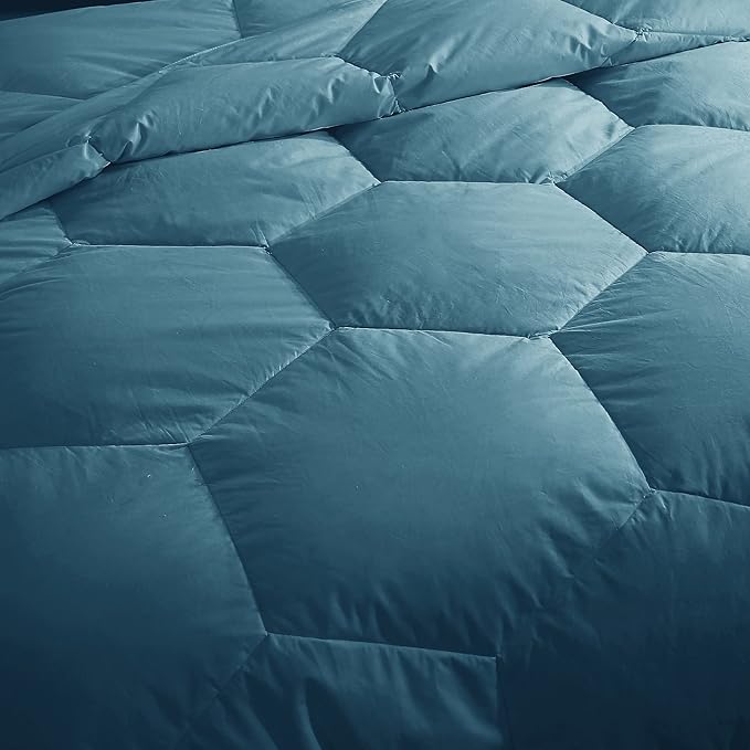 Feather and Loom Honeycomb Stitch Down Alternative All Season Comforter - Soft and Easy Care Microfiber Cover, Hypoallergenic High Loft Fiber Fill, Machine Washable - Color: Teal Size: Twin