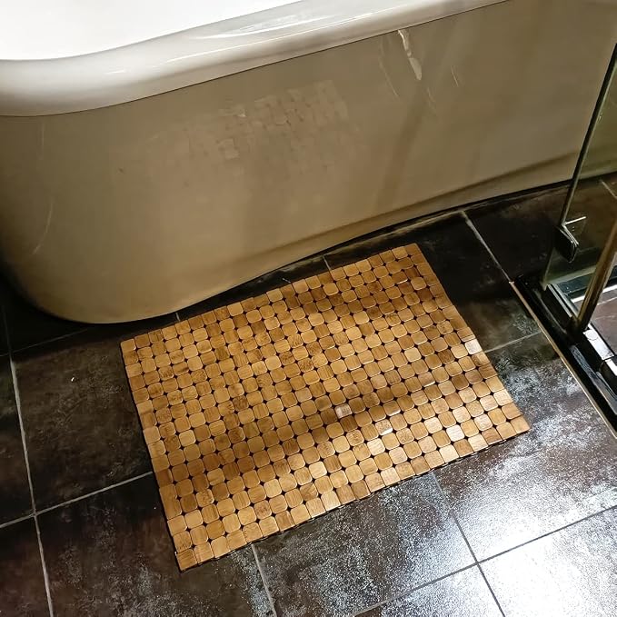 HJJKKH Bamboo Bath Mat with 15.7X23.6 inch,Nature Bamboo Wooden Bathroom Mat,Non Slip and Foldable Floor Shower Bath Mat for Bathroom,Bathtub,Shower,Sauna,Hot Tub