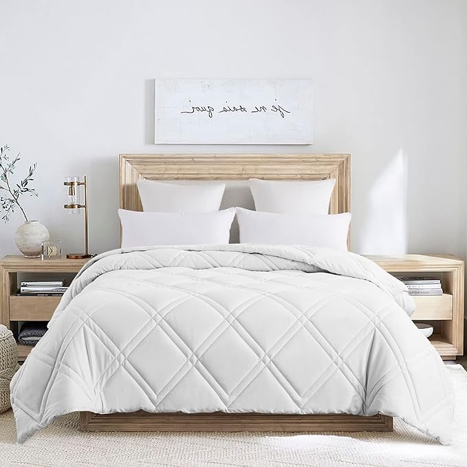 Feather and Loom Double Diamond Stitch Down Alternative All Seasons Comforter - Soft and Easy Care, Machine Washable Color: White Size: Full/Queen
