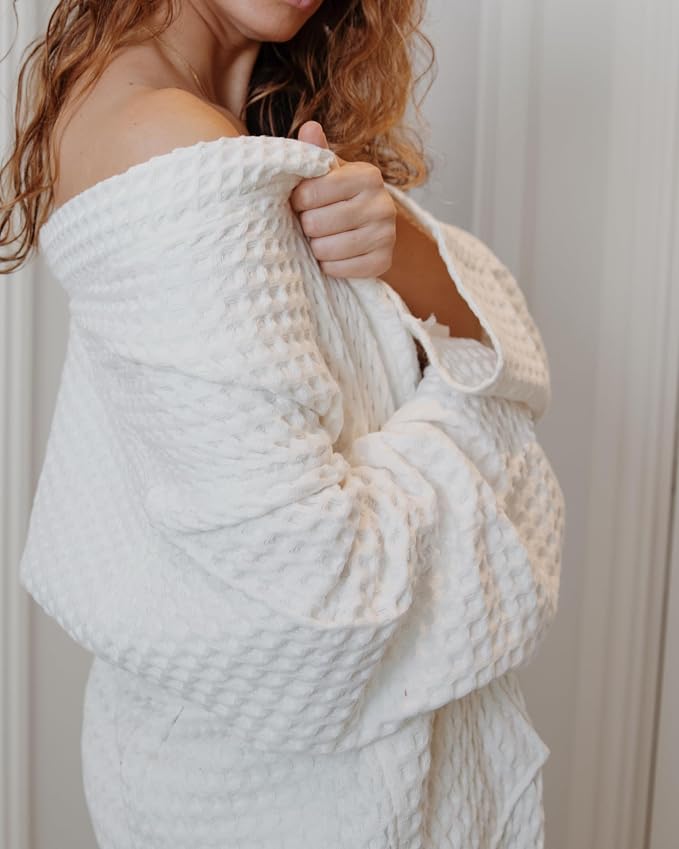 100% Cotton Waffle Kimono Bathrobe for Men & Women, Cozy Leisurewear with Functional Pockets, Comfortable Robe for Relaxation