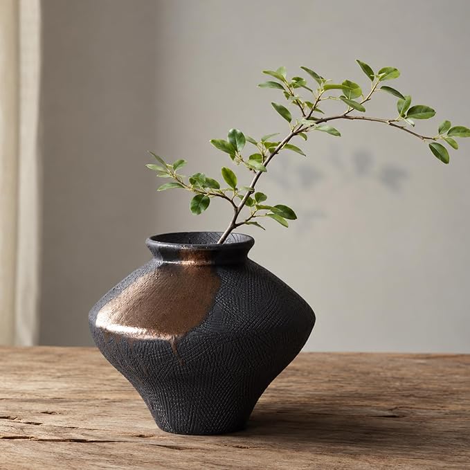 Small Wabi Sabi Rusty Vintage Ceramic Vase, 6.7" Rustic Pottery Vase for Centerpieces, Wabi Sabi Decor Flower Vases for Table, Living Room, Bedroom, Bathroom, Kitchen, Farmhouse Home Decor Gifts