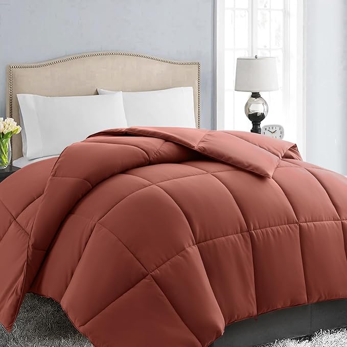 EASELAND Twin XL Down Alternative Comforter - Quilted Duvet Insert for All Seasons, Soft Lightweight with Corner Tabs, Summer Winter Warm Bedding, Terracotta 68×92 Inches