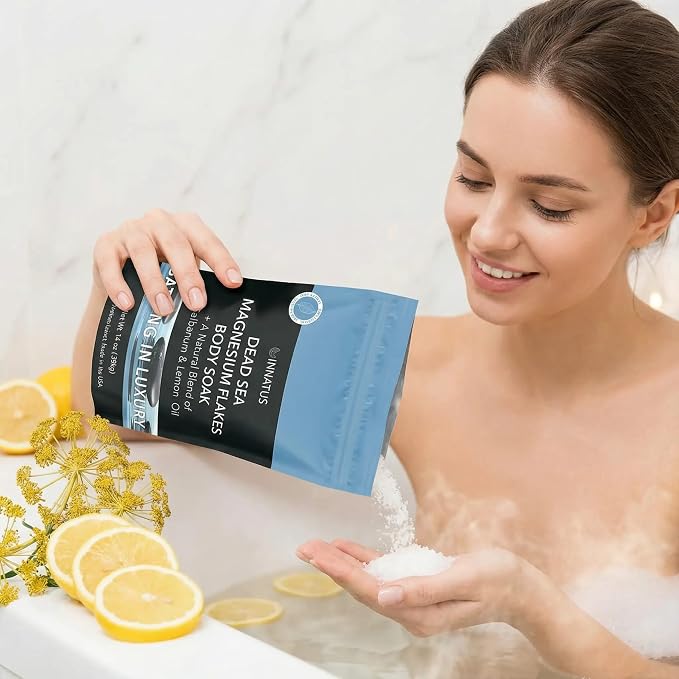 Pure Dead Sea Magnesium Flakes Clarity Soak – Relaxing & Replenishing 14oz Bath Soak – Infused with Natural Oils for Muscle Recovery (Lemon)