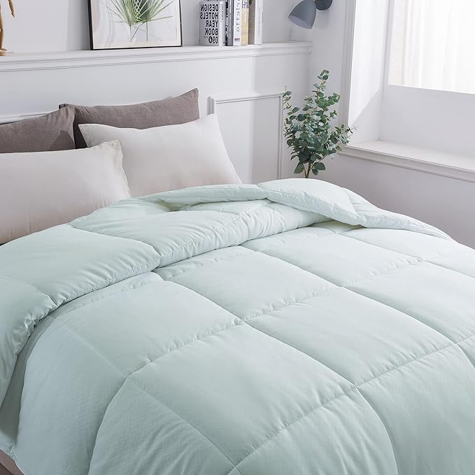 Feather and Loom European Gusset All Season Down Alternative Comforter - 1.5-inch Gusset for Extra Loft, Easy Care Microfiber Cover, Hypoallergenic Fill - Color: Dusty Aqua | Size: Full/Queen