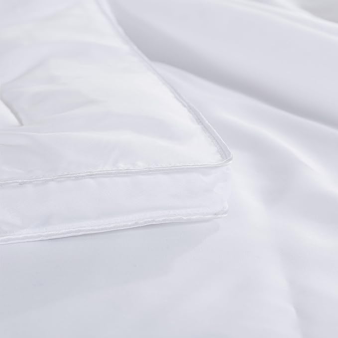 Feather and Loom 300 Thread Count Lyocell All Season Down Alternative Comforter - Eco-Friendly, Sustainable Fabric and Fiber, Hypoallergenic High Loft Fill, Machine Wash | Size: Full/Queen