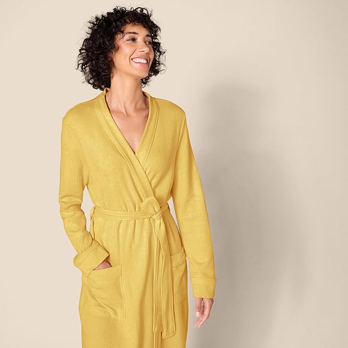 Amazon Essentials Women's Lightweight Waffle Full-Length Bath Robe with Pockets (Available in Plus Size)