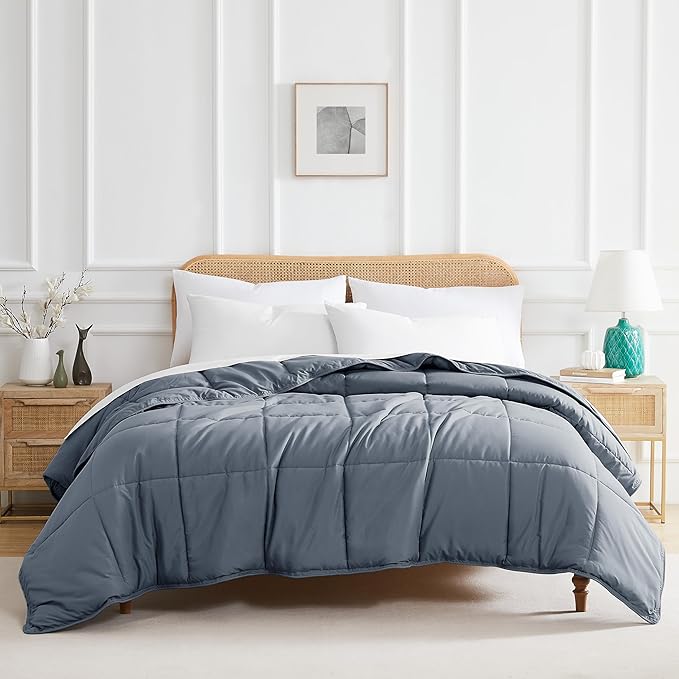 Southshore Fine Living, Inc. Queen Comforter, Full Size Bedding Comforters, Fluffy Down Alternative Blue Comforter, Queen Size/Full, Pet Hair Resistant Bedding, Machine Washable, Slate Blue
