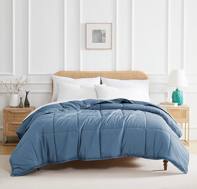 Southshore Fine Living, Inc. Comforter Twin XL Duvet Insert, Machine Washable Dorm Room Bedding Essentials, Extra Long Twin Bedding, Warm and Fluffy Down Alternative Comforter, Coronet Blue Comforters