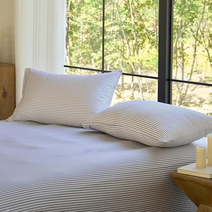 DOZ Pillowcase Set, 100% Viscose derived from Bamboo, Organically Grown, Buttery Soft, Silky, Breathable, Cooling, Oeko-TEX, High GSM, 2-Pack, Envelope Closure (Queen, Stripe)