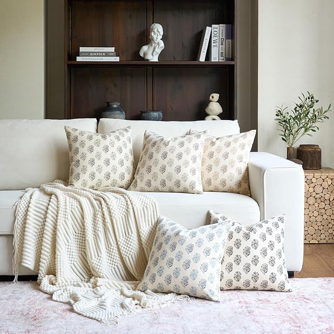FIOUOVO Floral Vintage Throw Pillow Covers 20x20 Pillow Cover Block Print Decorative Cushion Covers Farmhouse Neutral Accent Home Décor for Sofa Couch Living Room Bedroom, 1PC, Cognac Brown