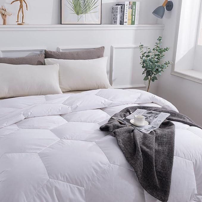 Feather and Loom Honeycomb Stitch Down Alternative All Season Comforter - Soft and Easy Care Microfiber Cover, Hypoallergenic High Loft Fiber Fill, Machine Washable - Color: White Size: Twin