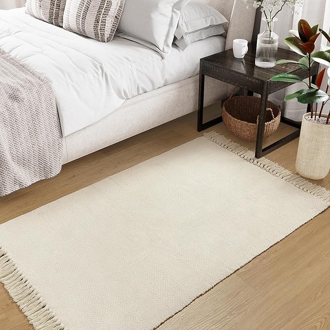 Collive Washable Area Rug 3' x 5', Modern Woven Kitchen Rugs, White/Beige Braided Rug Indoor Door Mat Throw Carpet for Entryway Living Room Nursery Mudroom Laundry Room