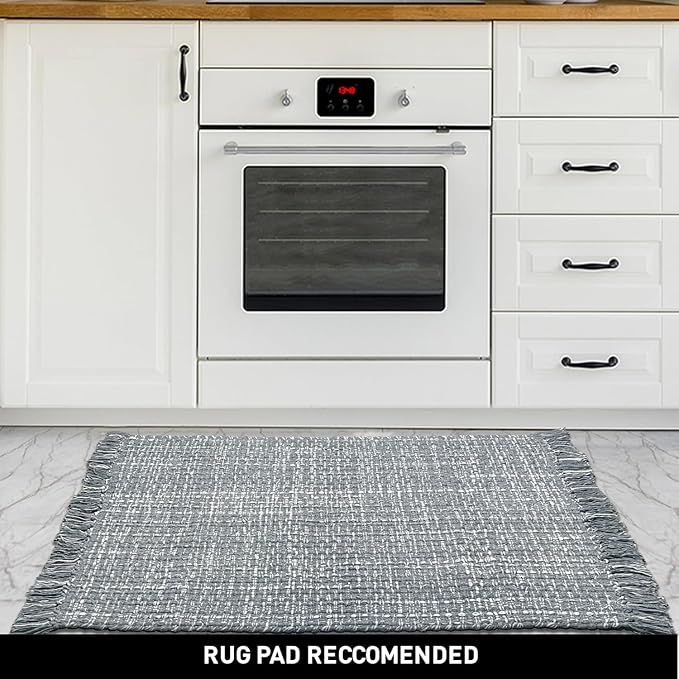 Chardin home Grey & White Cotton Throw Rug, 21x34 Inches Area Rug for Bathroom Kitchen entryway, Reversible Handwoven Rug Machine Washable.