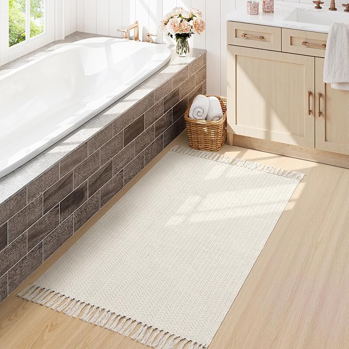 Lahome Belle Boho Rugs for Entryways, 3x5 Kitchen Rug Lightweight Bedroom Rugs Washable Bath Mat with Tassels, Farmhouse Cotton Beige Living Room Low Pile Throw Rug for Laundry Office Decor