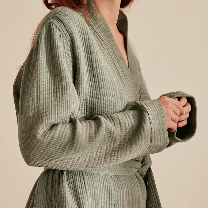 BOLL & BRANCH Dream Robe - 100% Organic Cotton - Ultra Soft, Lightweight, Breathable, and Pre Shrunk - Unisex