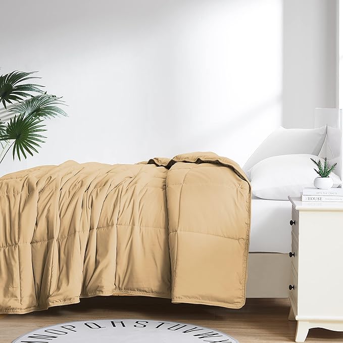 Southshore Fine Living, Inc. Queen Size Comforter, Full Bed/Queen Down Alternative Comforter Only, Soft and Fluffy Bedding, Full Size All Season Comforters for Vacation Homes, Gold Comforters