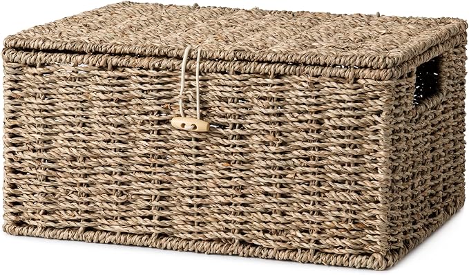StorageWorks Seagrass Wicker Baskets for Organizing, Medium Wicker Basket with Lid, Decorative Basket with Built-in Handles, Towel Storage for Shelf, 1 Pack