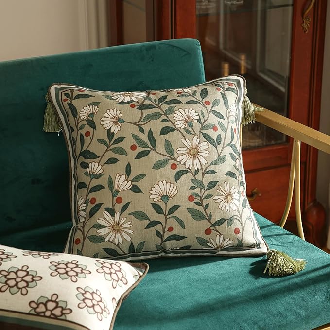 ISAENNE Design Square Green Floral Linen Throw Pillow Covers 18"x18" Pack of 2, White Simple Elegant Daisy Pattern Cushion Covers Decor Pillowcases for Bed,Living Room,Outdoor,Car