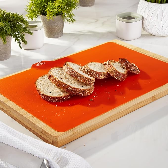 BergHOFF Essentials 5Pc Natural Bamboo Cutting Board Multi-colored Plastic Inserts 16.5" x 11.8" Rectangular Ergonomically Designed Handle