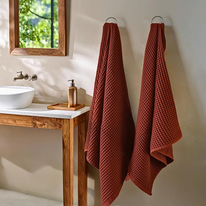 PÜSKÜL Pack of 2 Waffle Bath & Spa Towels - Premium 100% Turkish Organic Cotton - Quick Dry Thin Bath Towel for Bathroom - Made in Turkey (Brick, 32x63 inch)