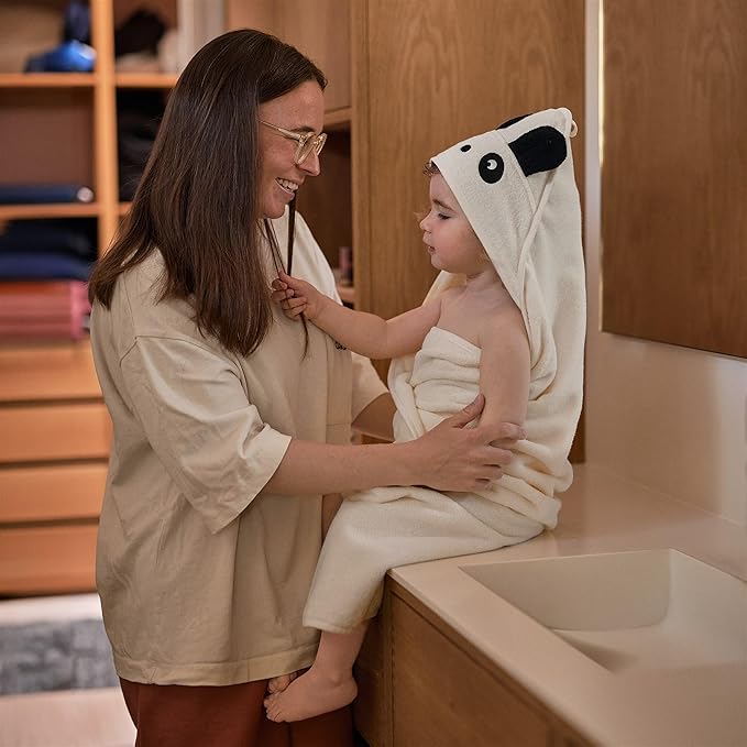 Hooded Baby Towel – 100% Organic Cotton Baby Bath Towels – Baby Boy and Girl Newborn Essentials - Super-Soft and Absorbent. (Panda)