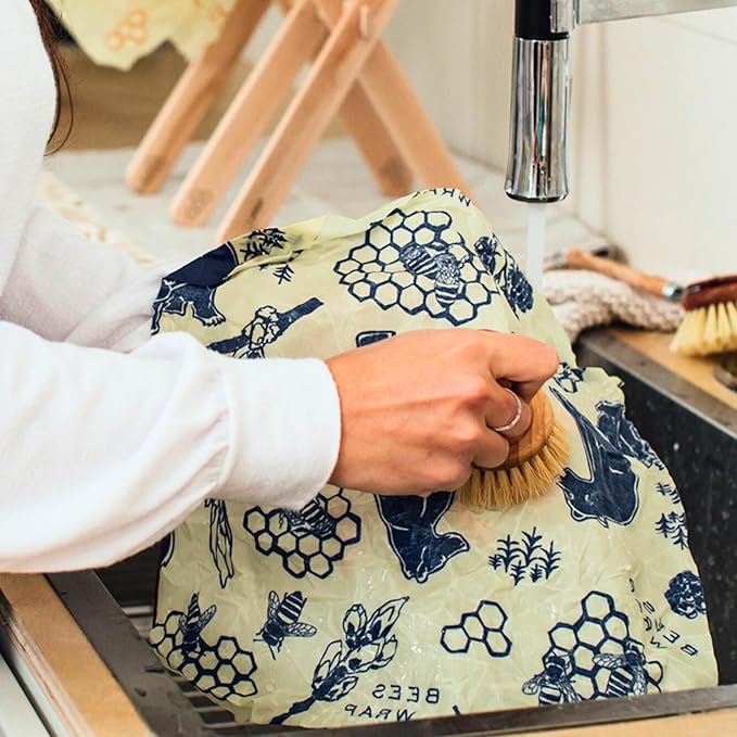 Bee's Wrap Beeswax Wraps for Food - Cut to Size 14x52" Beeswax Wrap Roll - Plastic Free Made in USA Reusable Natural Food Wrap - Bees & Bears
