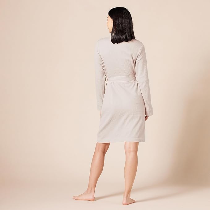 Amazon Essentials Women's Lightweight Cotton Waffle Mid-Length Bathrobe (Available in Plus Size)