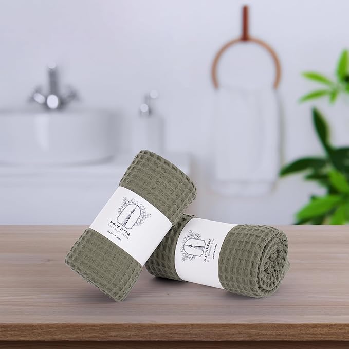 PÜSKÜL Pack of 2 Waffle Bath & Spa Towels - Premium 100% Turkish Organic Cotton - Quick Dry Thin Bath Towel for Bathroom - Made in Turkey (Khaki Green, 32x63 inch)