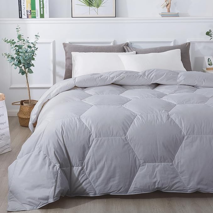 Feather and Loom Honeycomb Stitch Down Alternative All Season Comforter - Soft and Easy Care Microfiber Cover, Hypoallergenic High Loft Fiber Fill, Machine Washable - Color: Grey Size: Full/Queen
