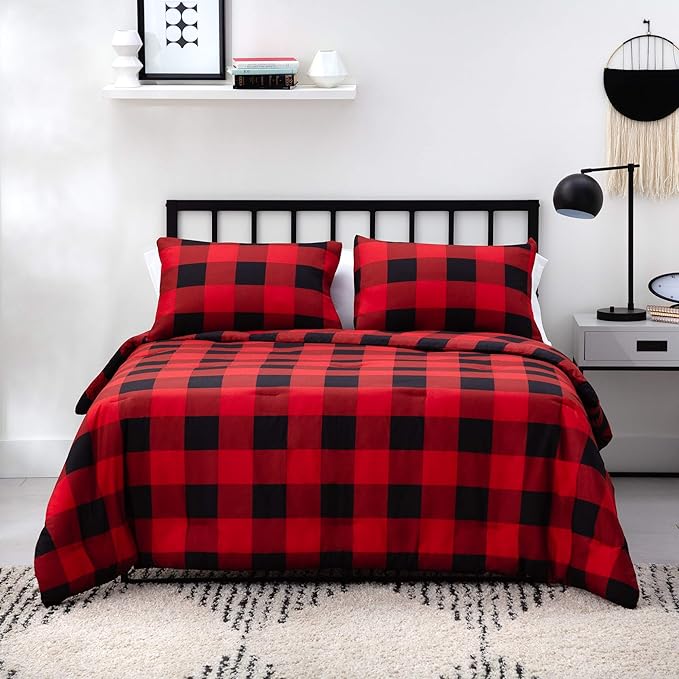 LINENSPA All Season Hypoallergenic Down Alternative Microfiber Comforter, Full, Red/Black